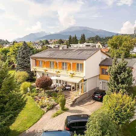 Haus Golker & Fruehstueckspension فندق مبيت وإفطار *