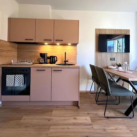 Haus Golker & Fruehstueckspension Bed & Breakfast Seeboden