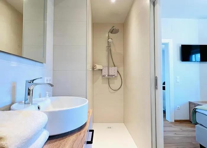 Haus Golker & Fruehstueckspension Bed & Breakfast